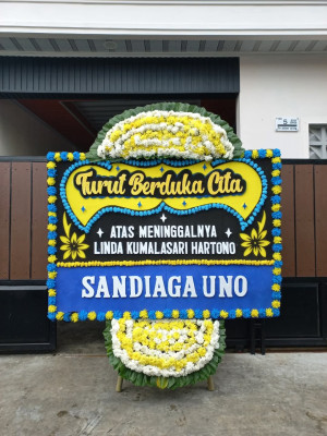 Papan Bunga Duka di Kaligintung